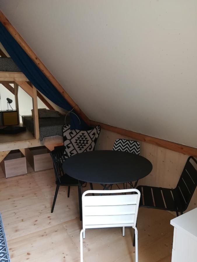 Camping Du Port De Plaisance Péronne Exterior foto